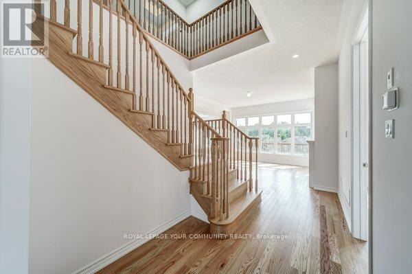 15 Rail Trail Court, Georgina, Ontario  L0E 1R0 - Photo 11 - N12435556