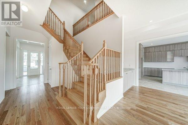 15 Rail Trail Court, Georgina, Ontario  L0E 1R0 - Photo 12 - N12435556