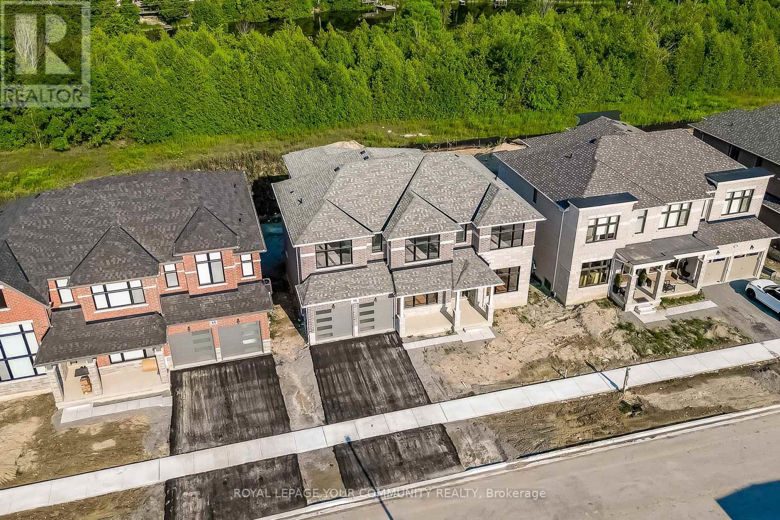 15 Rail Trail Court, Georgina, Ontario  L0E 1R0 - Photo 38 - N12435556
