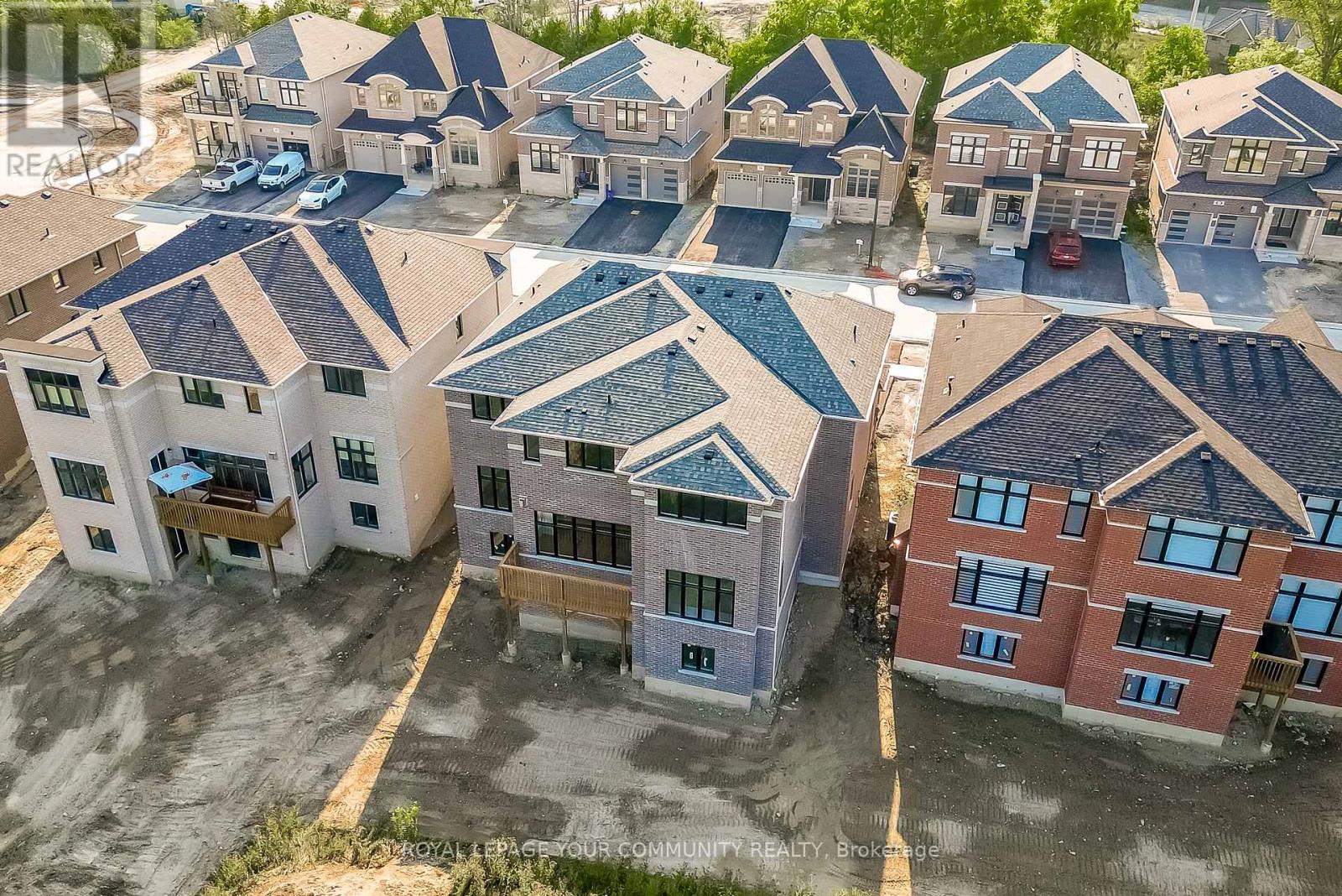 15 Rail Trail Court, Georgina, Ontario  L0E 1R0 - Photo 40 - N12435556