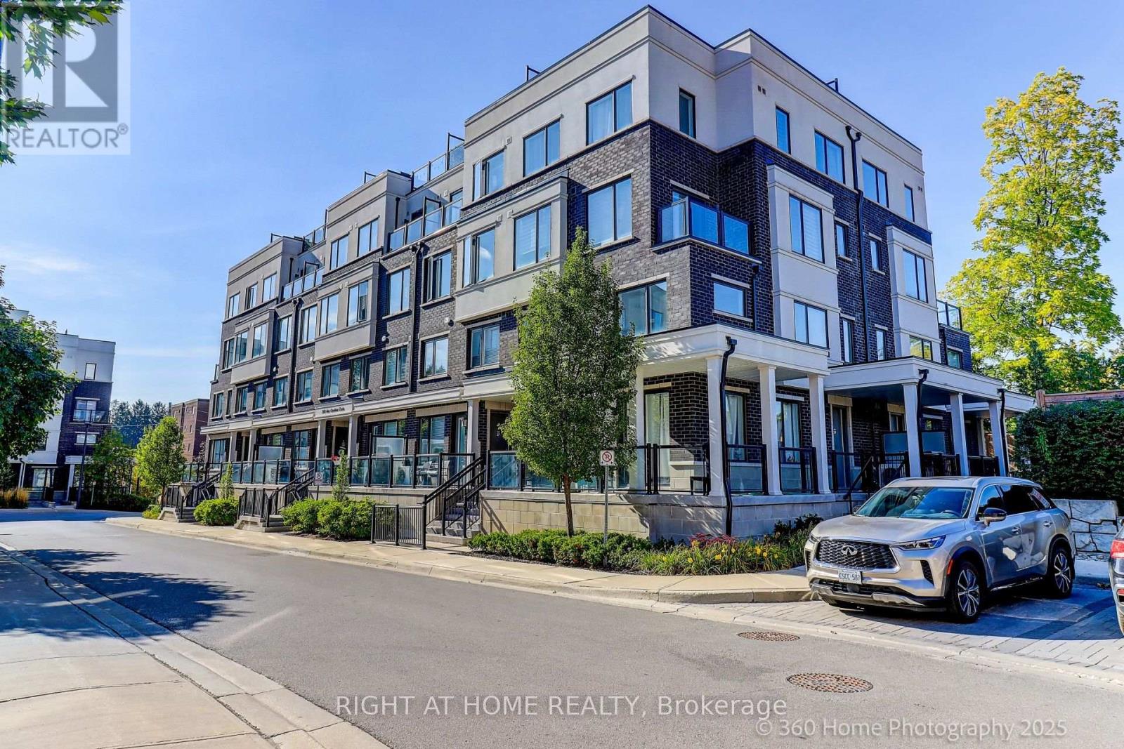 34 - 200 Alex Gardner Circle, Aurora, Ontario  L4G 3G5 - Photo 1 - N12435564