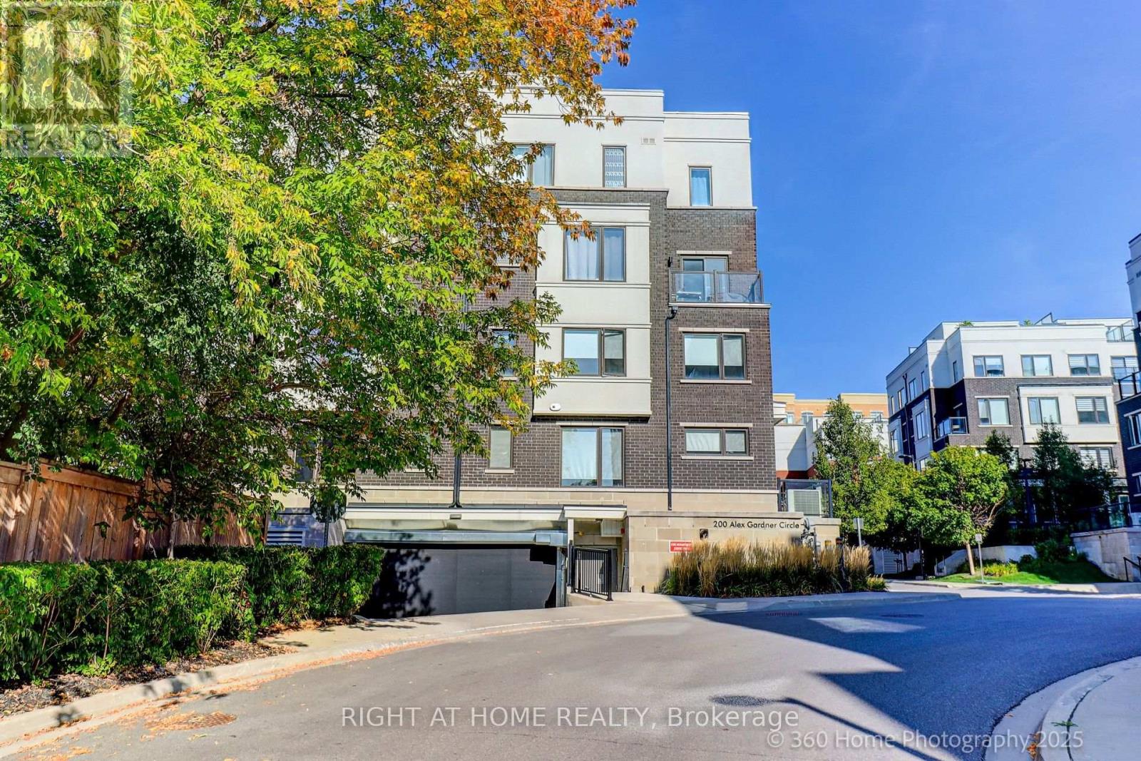 34 - 200 Alex Gardner Circle, Aurora, Ontario  L4G 3G5 - Photo 2 - N12435564