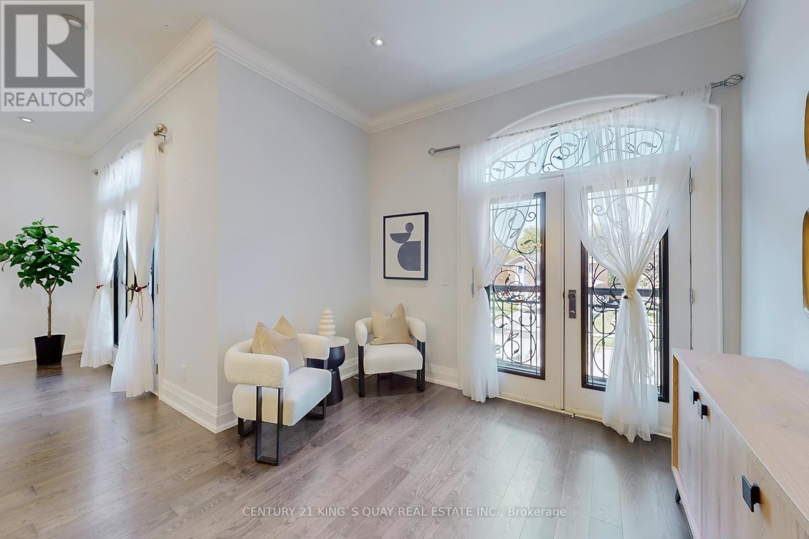 19 Blyth Street, Richmond Hill, Ontario  L4E 2Y2 - Photo 24 - N12435576