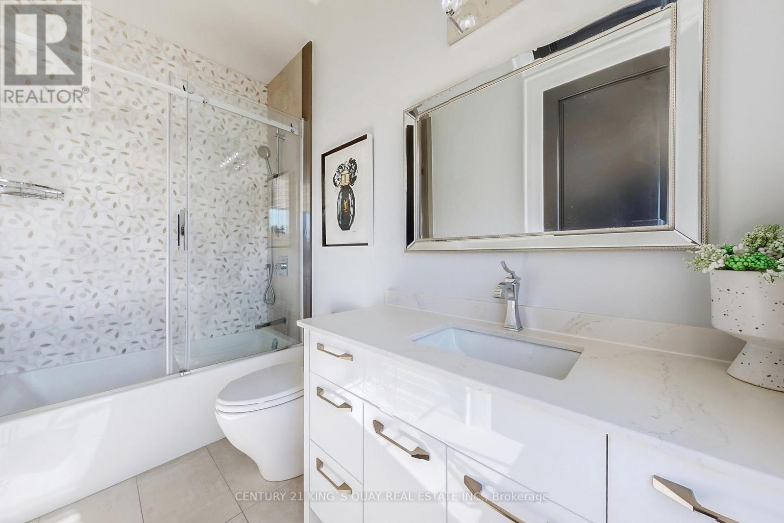 19 Blyth Street, Richmond Hill, Ontario  L4E 2Y2 - Photo 33 - N12435576