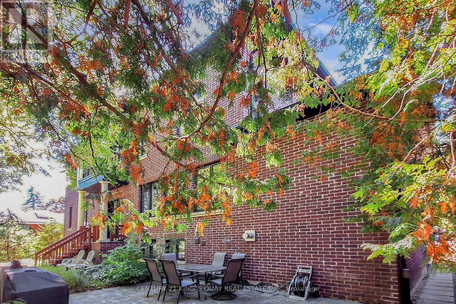 19 Blyth Street, Richmond Hill, Ontario  L4E 2Y2 - Photo 47 - N12435576
