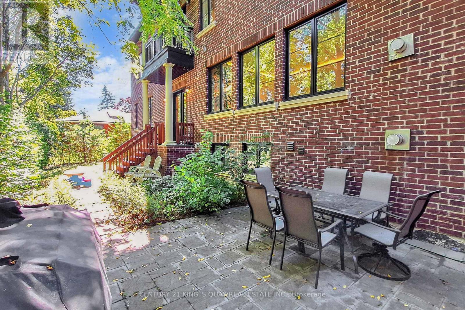 19 Blyth Street, Richmond Hill, Ontario  L4E 2Y2 - Photo 48 - N12435576