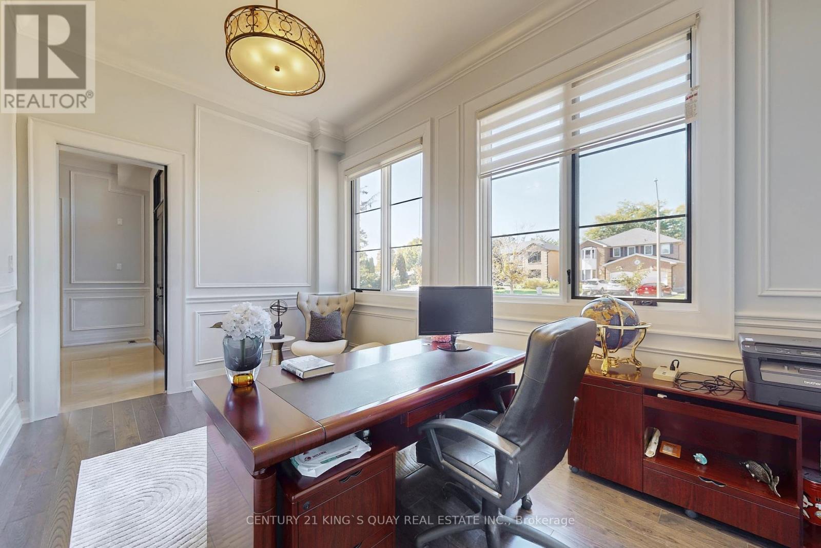 19 Blyth Street, Richmond Hill, Ontario  L4E 2Y2 - Photo 7 - N12435576