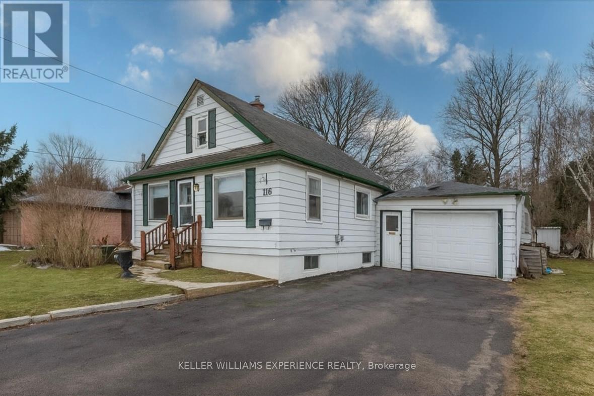 116 Huronia Road, Barrie, Ontario  L4N 4E9 - Photo 2 - S12435596