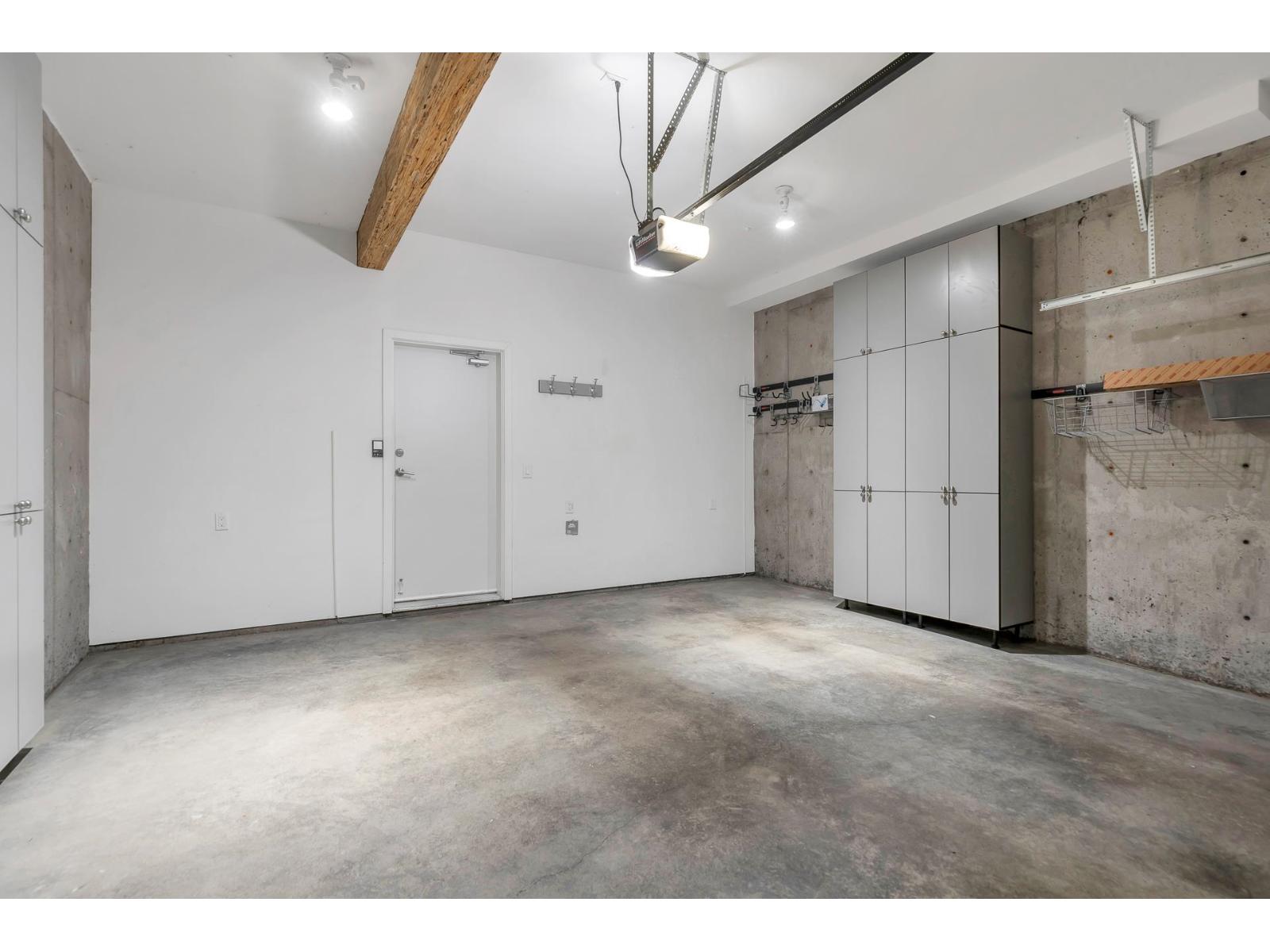 15611 Columbia Avenue, White Rock, British Columbia  V4B 1K9 - Photo 15 - R3052566