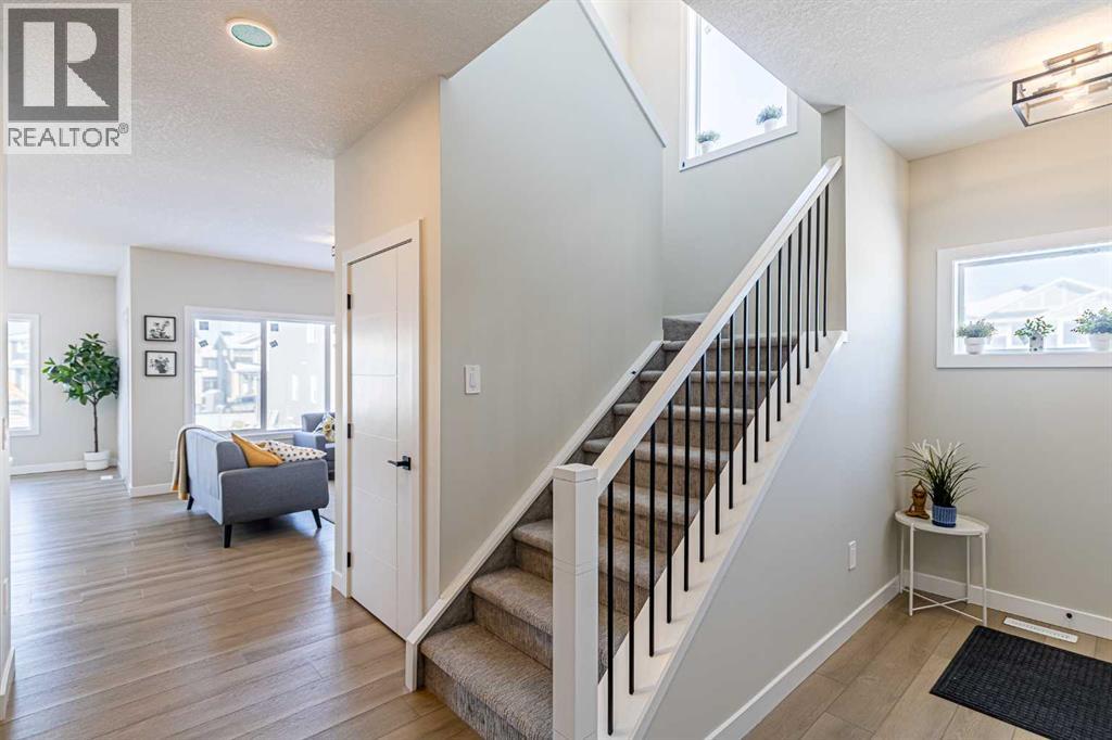 8 Waterford Manor, Chestermere, Alberta  T1X 2T9 - Photo 6 - A2233055