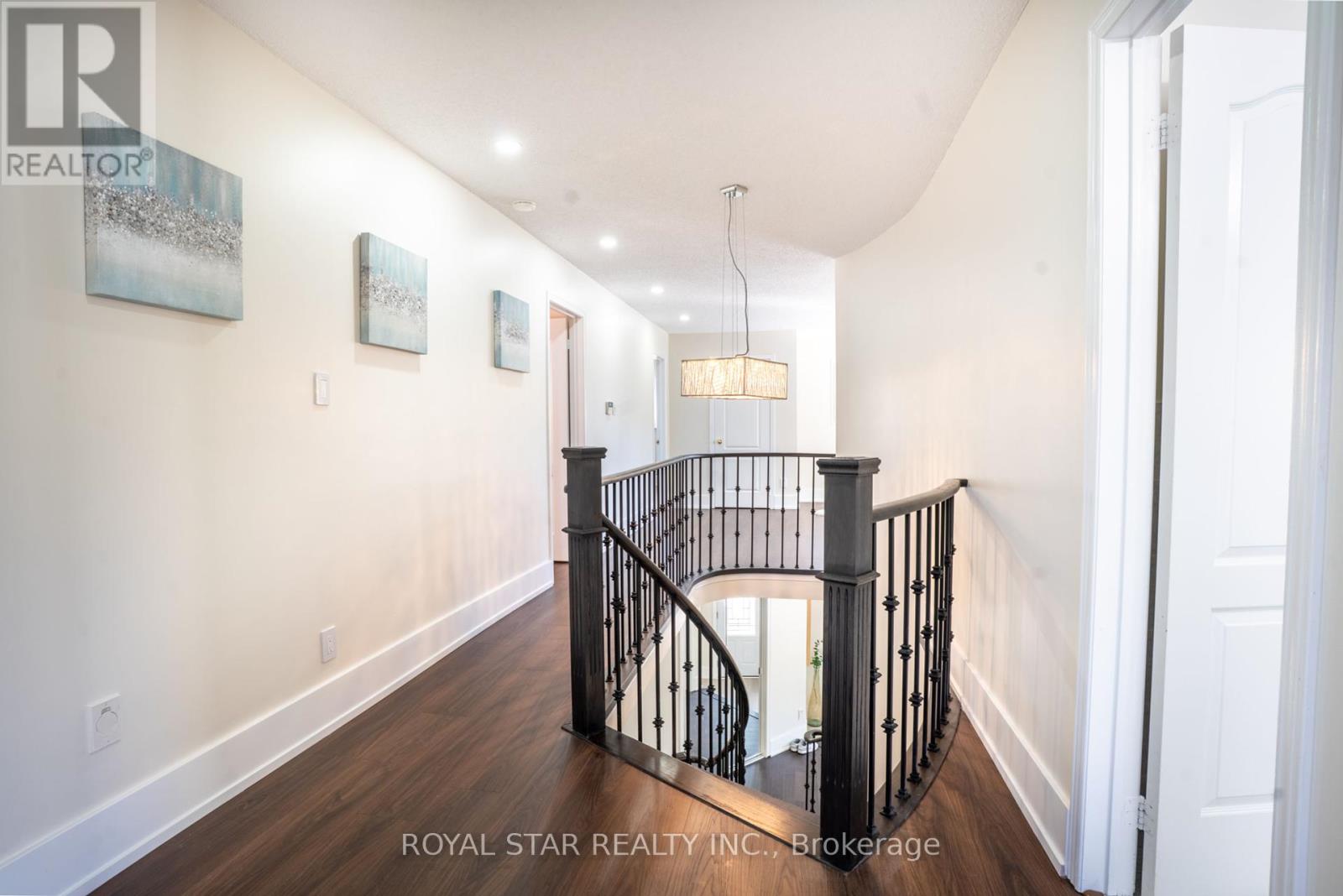 22 Livingston Drive, Caledon, Ontario  L7C 1A1 - Photo 30 - W12435542