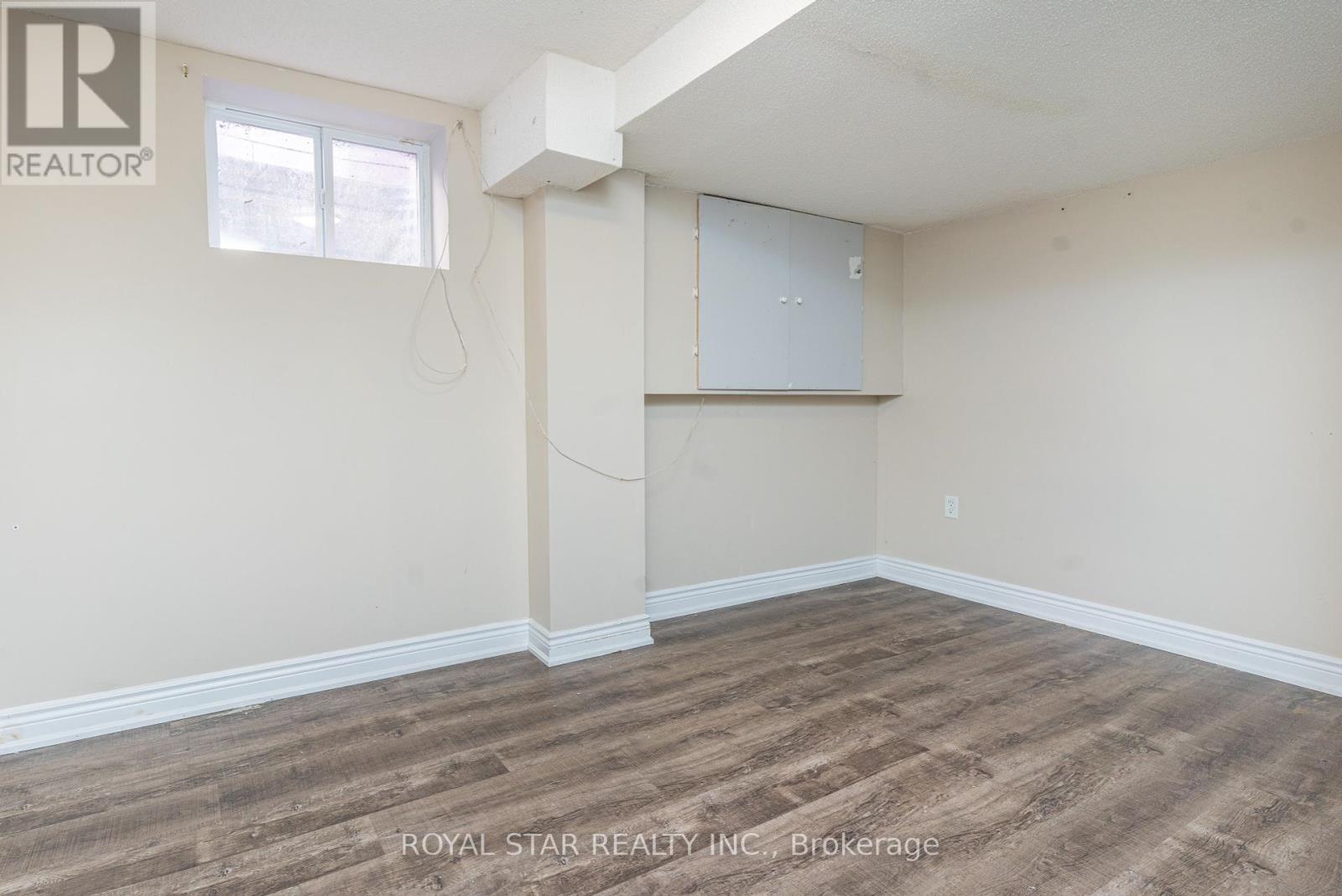 22 Livingston Drive, Caledon, Ontario  L7C 1A1 - Photo 47 - W12435542