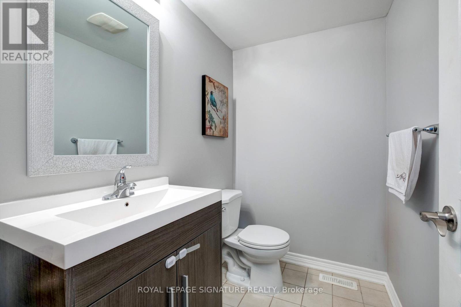 59 Birdstone Crescent, Toronto (Junction Area), Ontario  M6N 5H6 - Photo 3 - W12435561