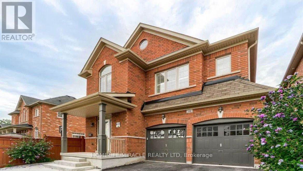 144 GEORGE ROBINSON DRIVE, Brampton, Ontario