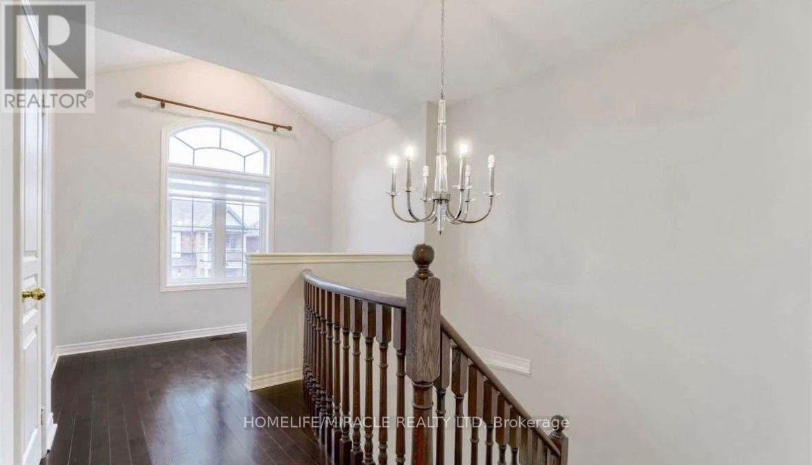144 George Robinson Drive, Brampton, Ontario  L6Y 0Z8 - Photo 14 - W12435569