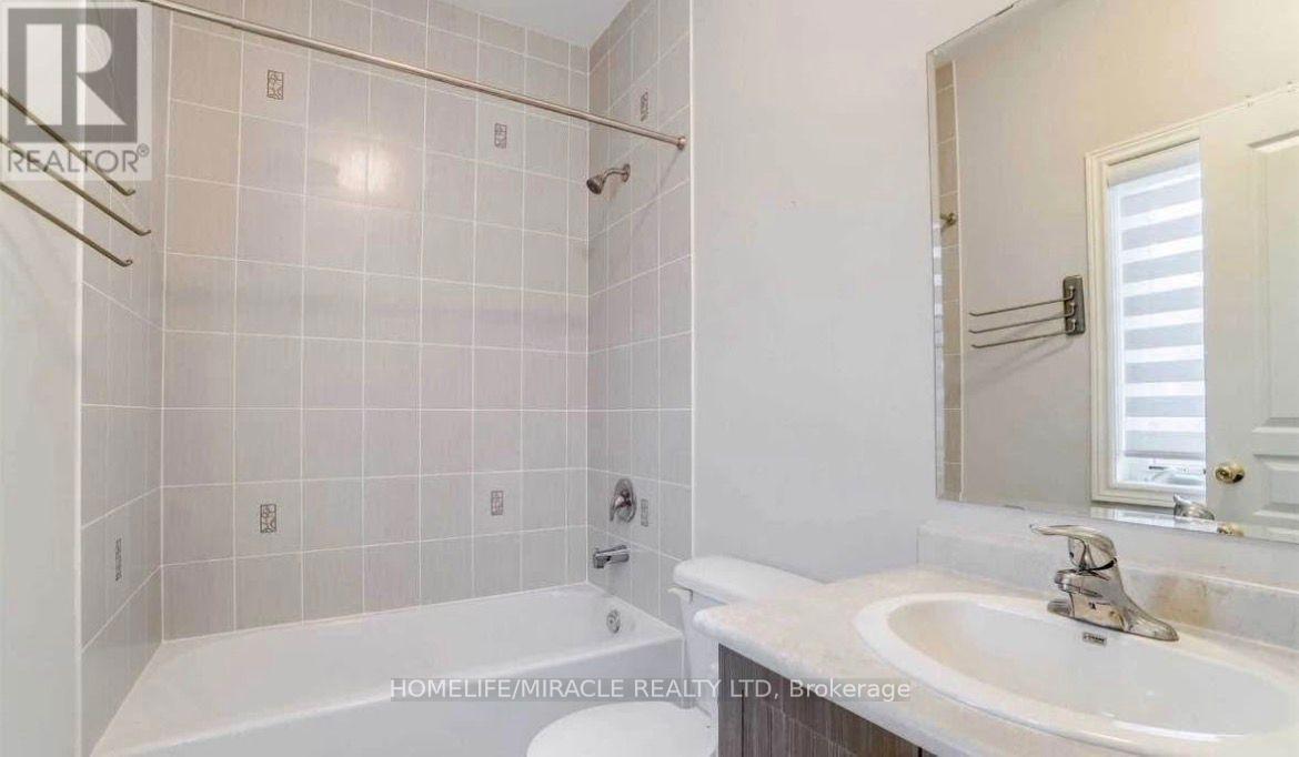 144 George Robinson Drive, Brampton, Ontario  L6Y 0Z8 - Photo 21 - W12435569