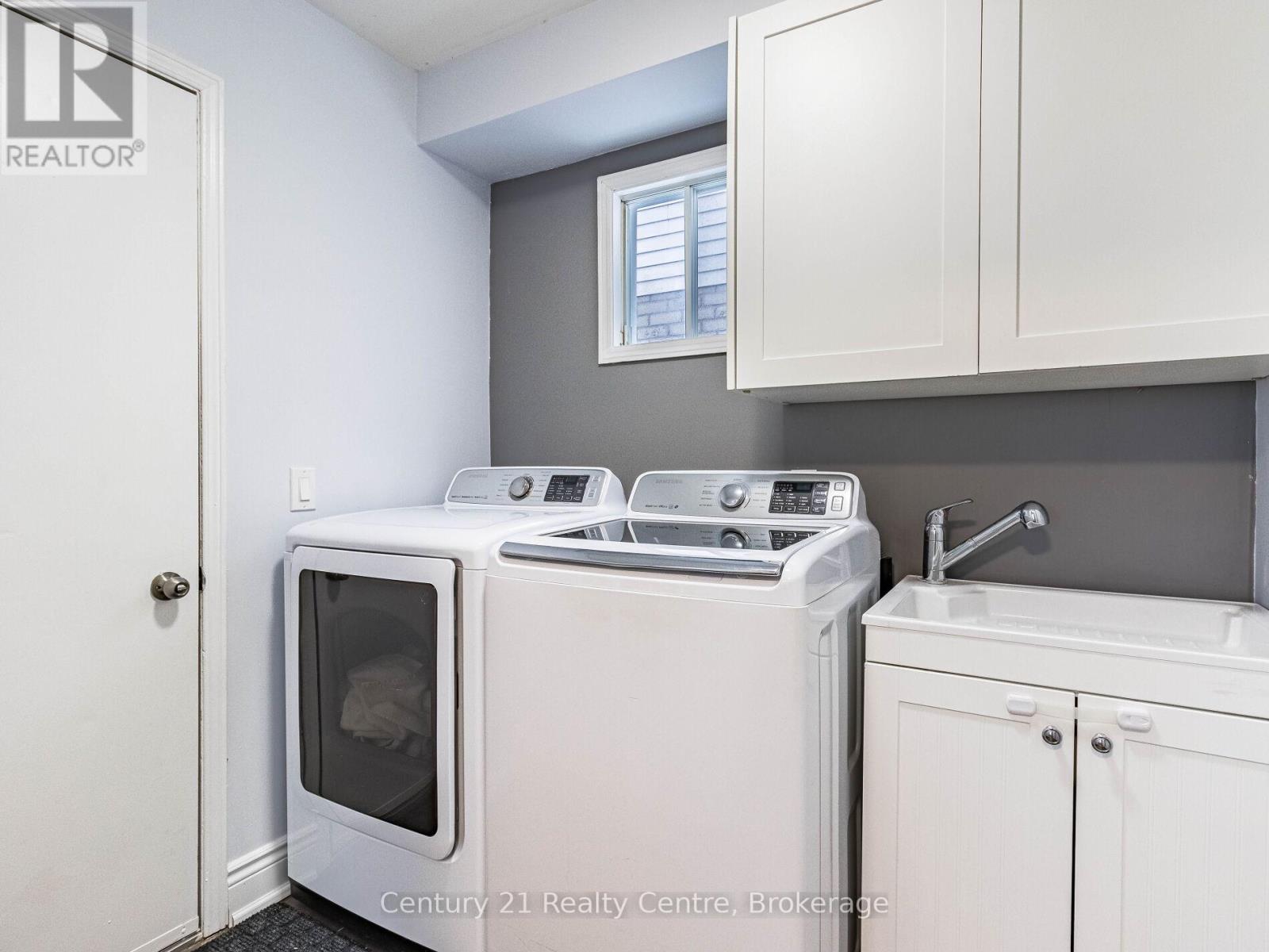 34 Niagara Place, Brampton, Ontario  L6S 4Z1 - Photo 7 - W12435573