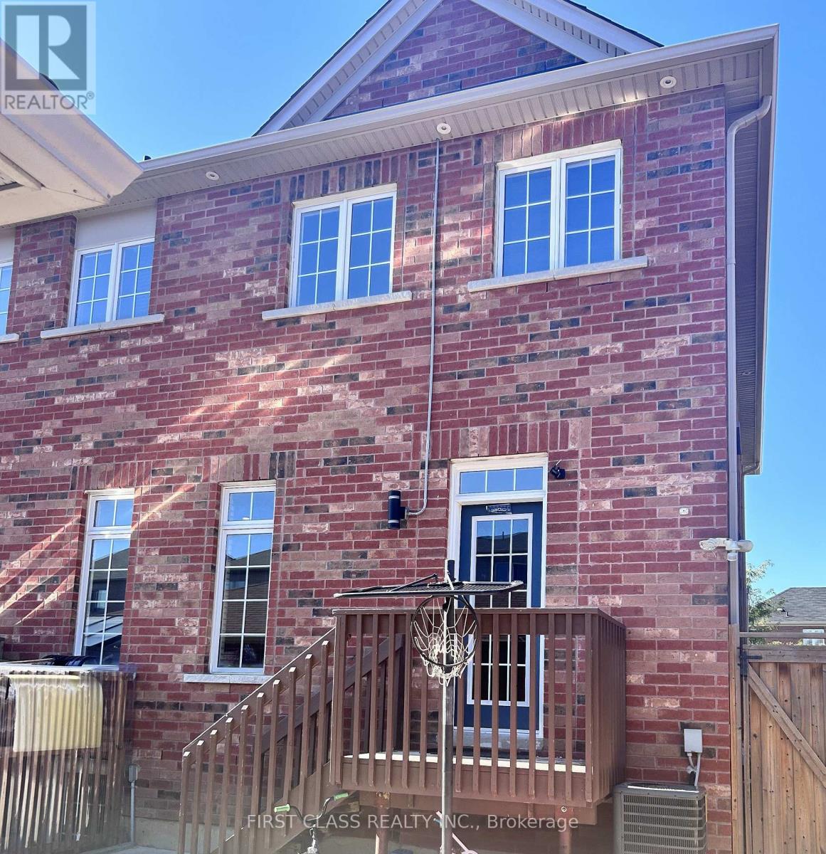 (Main) - 5355 Tenth Line W, Mississauga, Ontario  L5M 0V8 - Photo 13 - W12435595