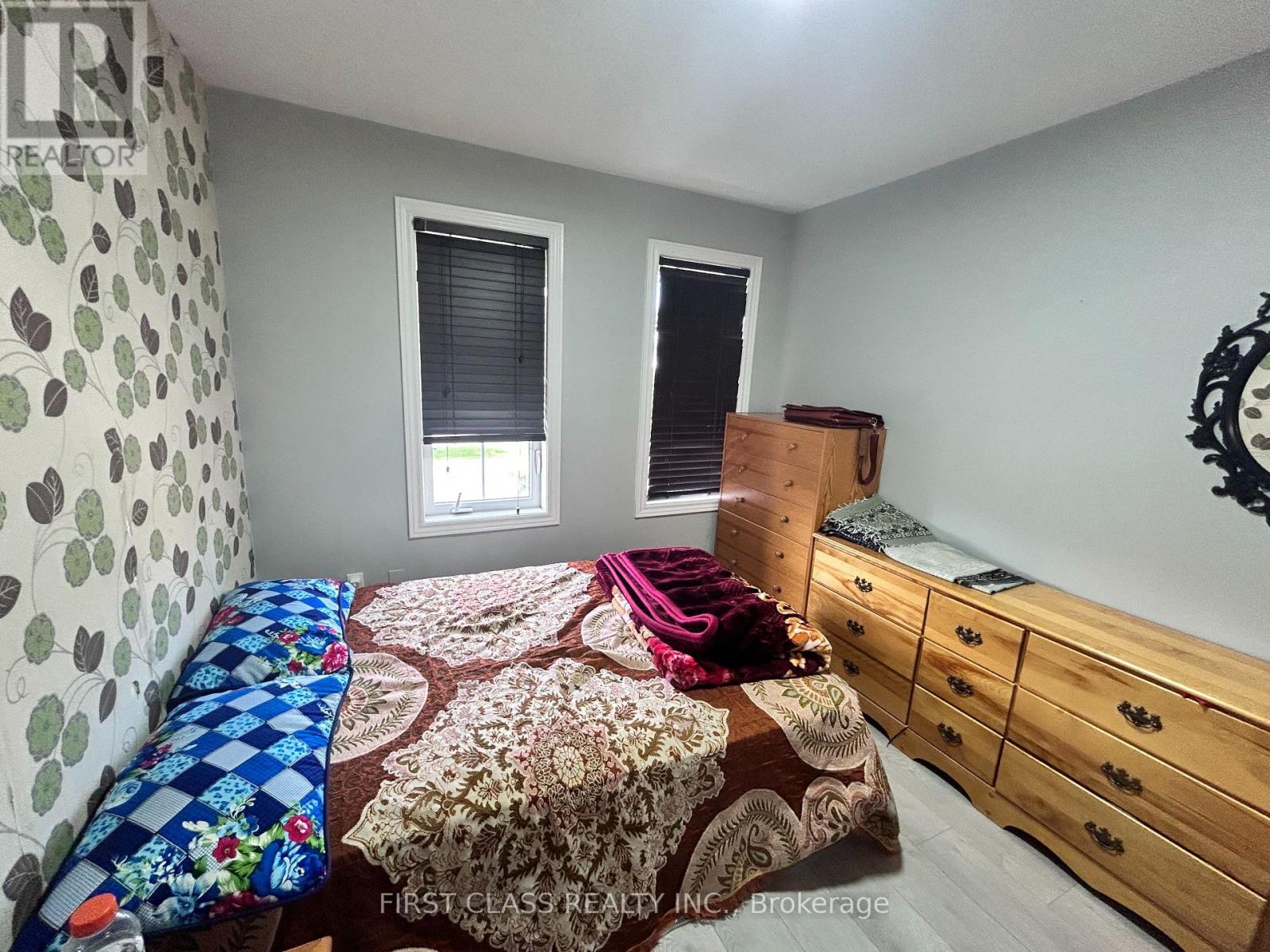 (Main) - 5355 Tenth Line W, Mississauga, Ontario  L5M 0V8 - Photo 7 - W12435595