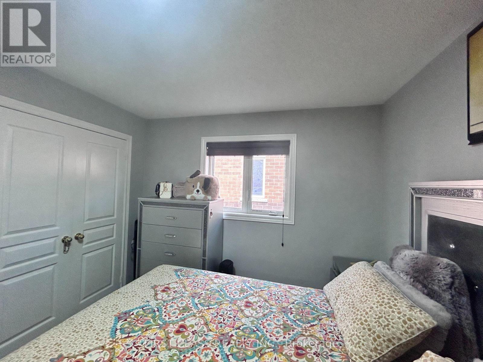 (Main) - 5355 Tenth Line W, Mississauga, Ontario  L5M 0V8 - Photo 9 - W12435595