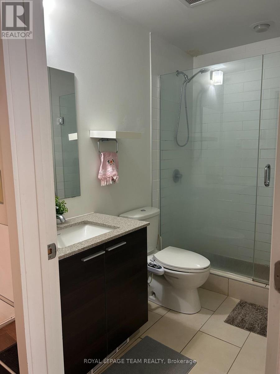 820 - 349 Mcleod Street, Ottawa, Ontario  K2P 1Y9 - Photo 15 - X12435608