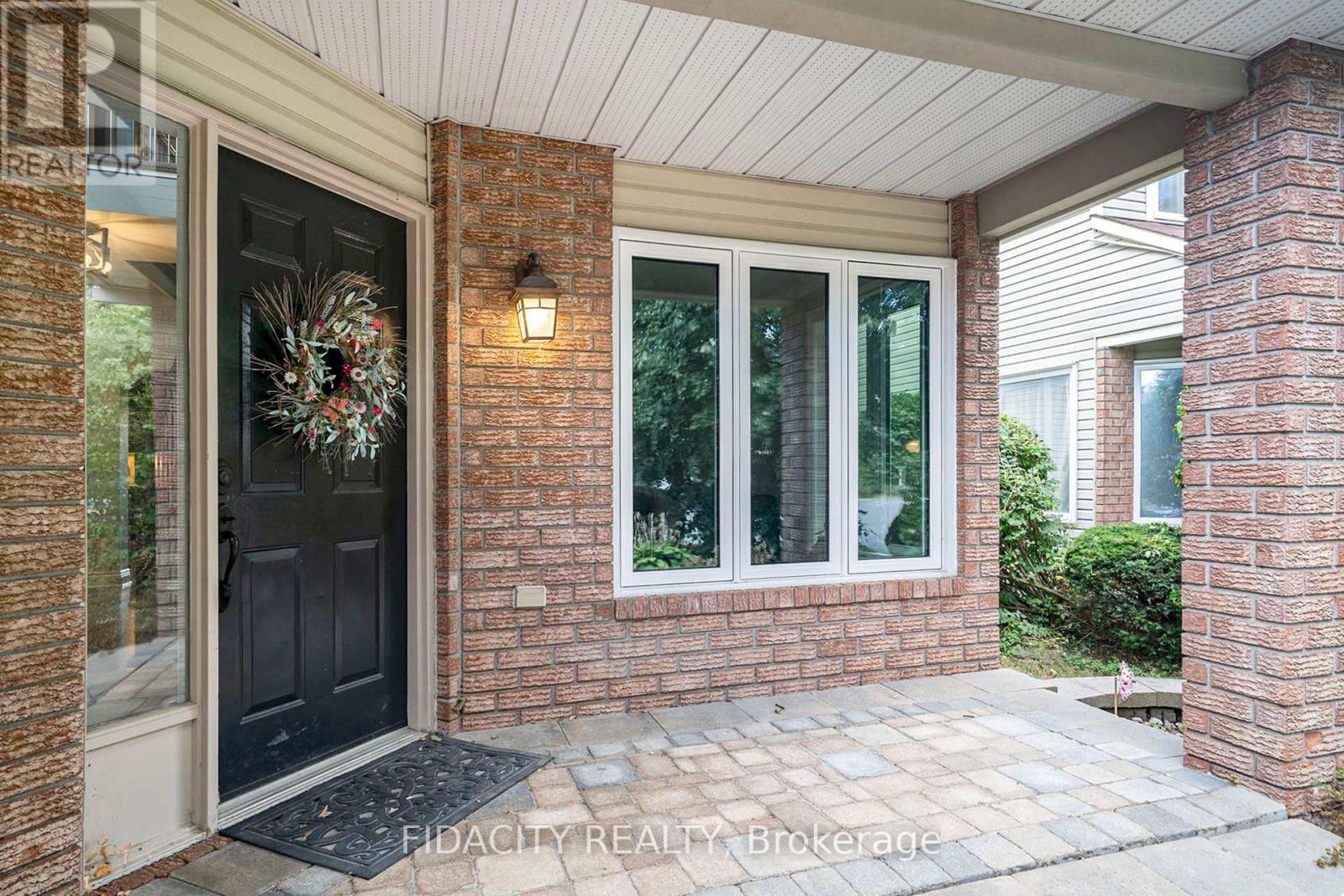 13 Vesta Street, Ottawa, Ontario  K2J 3Y8 - Photo 3 - X12435623