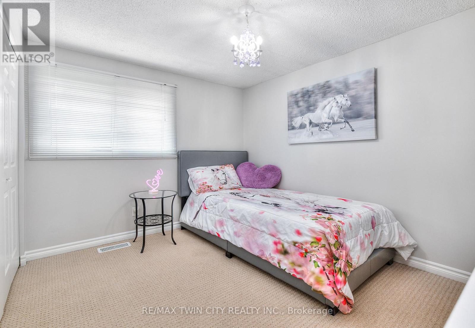 27 Wheatfield Crescent, Kitchener, Ontario  N2P 1P7 - Photo 21 - X12435563