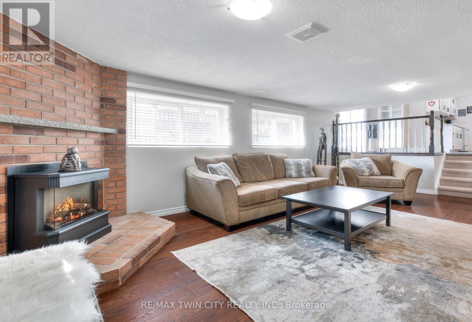 27 Wheatfield Crescent, Kitchener, Ontario  N2P 1P7 - Photo 28 - X12435563