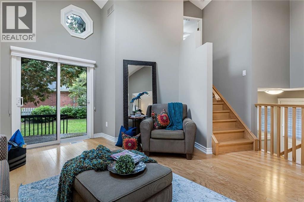 313 Delaware Avenue, Burlington, Ontario  L7R 3B3 - Photo 11 - 40773051