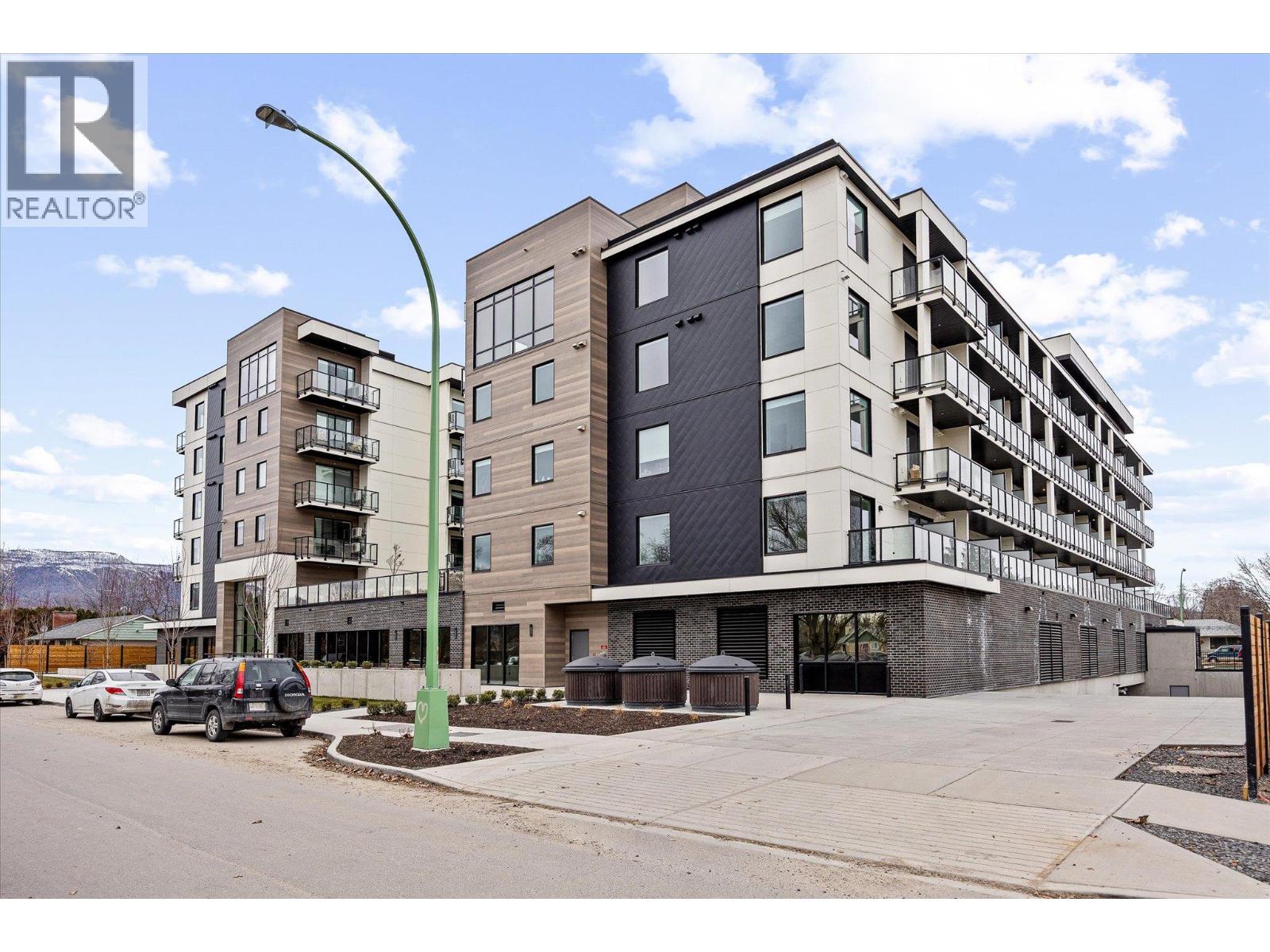 1274 Devonshire Avenue Unit# 307 Lot# 32, Kelowna, British Columbia  V1Y 0M7 - Photo 2 - 10338072