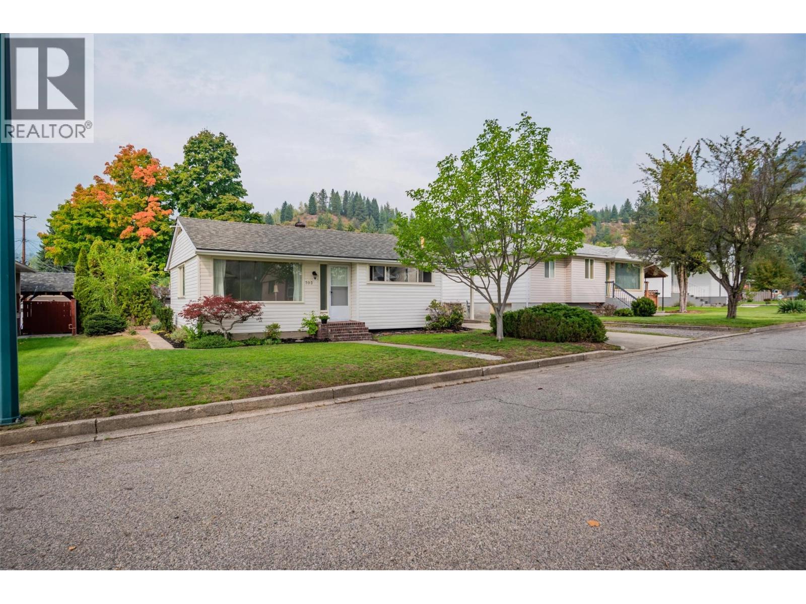 703 Hermia Crescent, Trail, British Columbia  V1R 1B3 - Photo 25 - 10364509