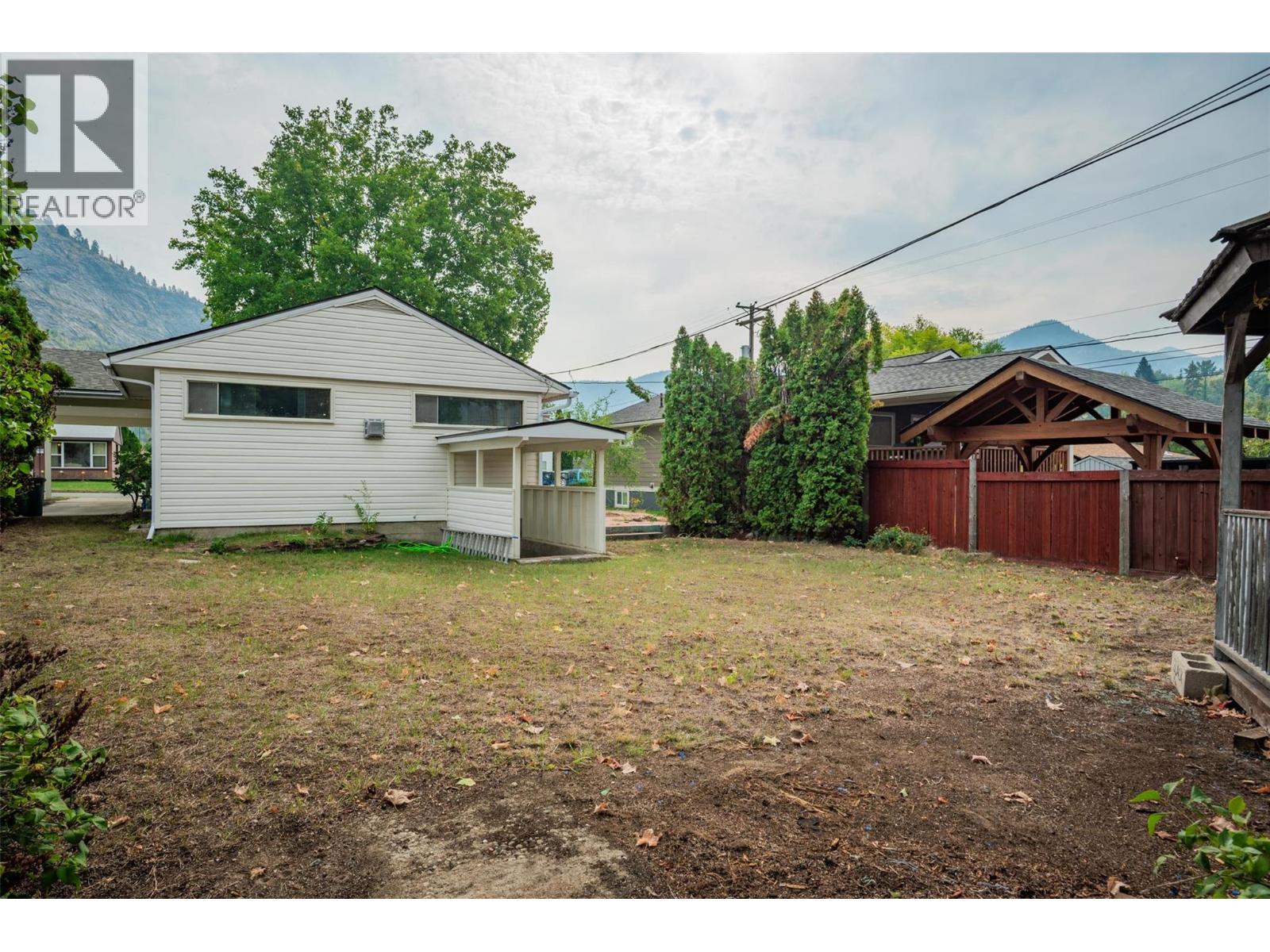 703 Hermia Crescent, Trail, British Columbia  V1R 1B3 - Photo 34 - 10364509