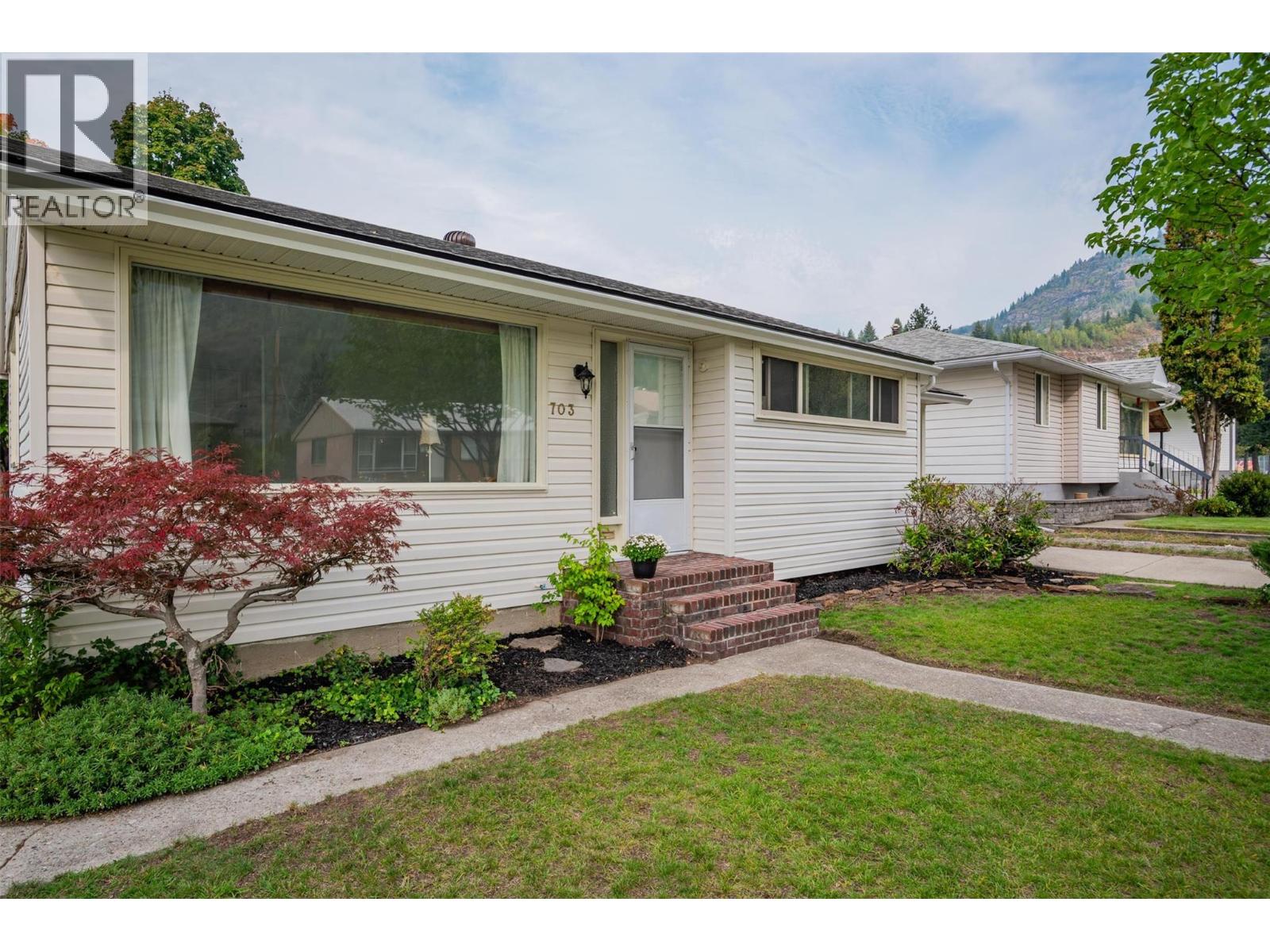703 Hermia Crescent, Trail, British Columbia  V1R 1B3 - Photo 26 - 10364509