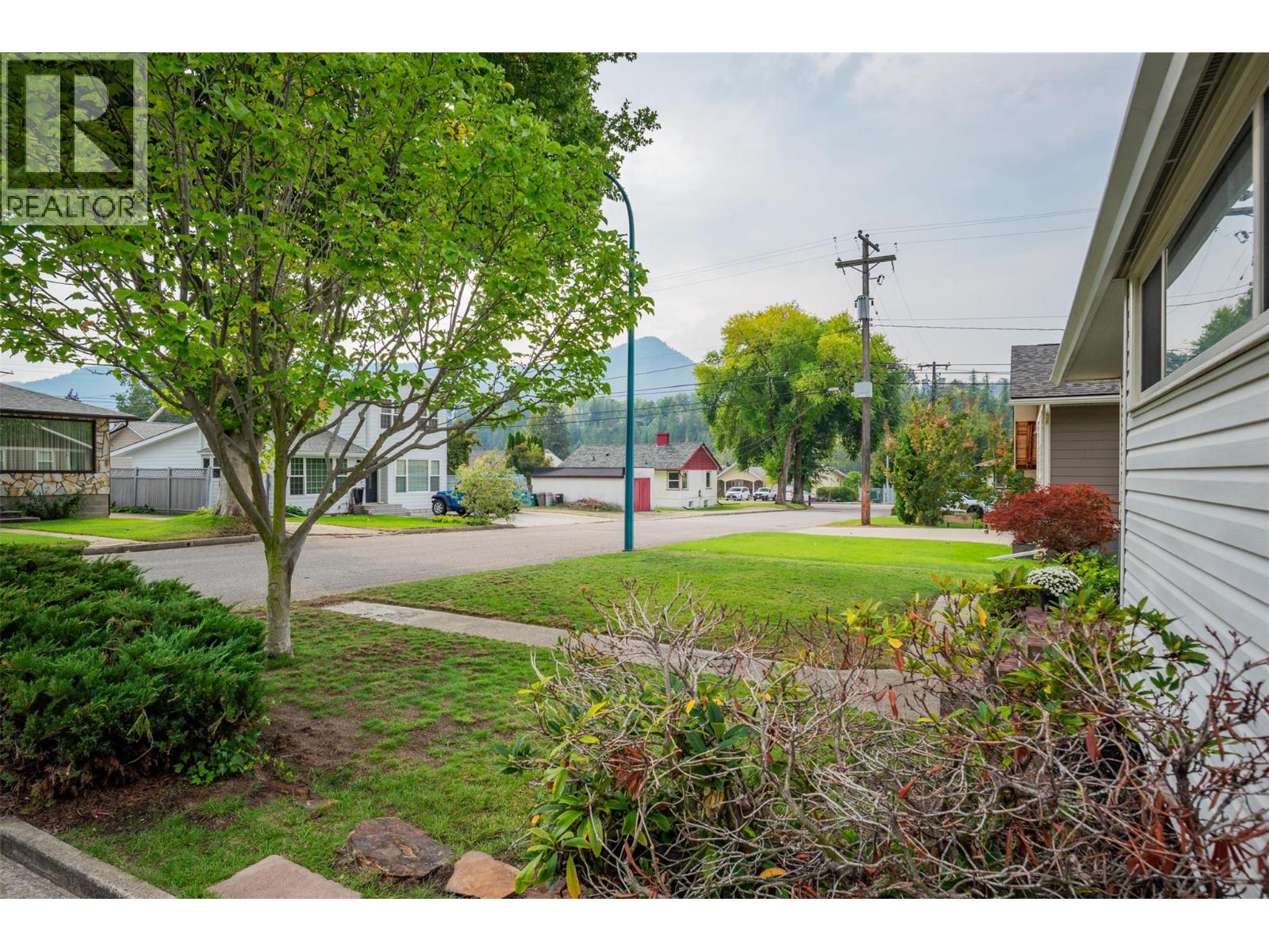 703 Hermia Crescent, Trail, British Columbia  V1R 1B3 - Photo 38 - 10364509
