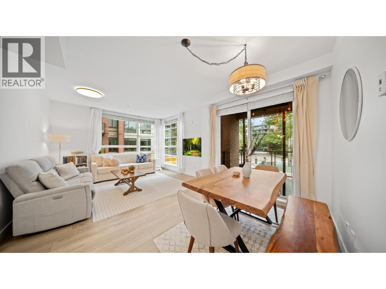 204 719 W 3rd Street, North Vancouver, British Columbia  V7M 0E7 - Photo 8 - R3053641