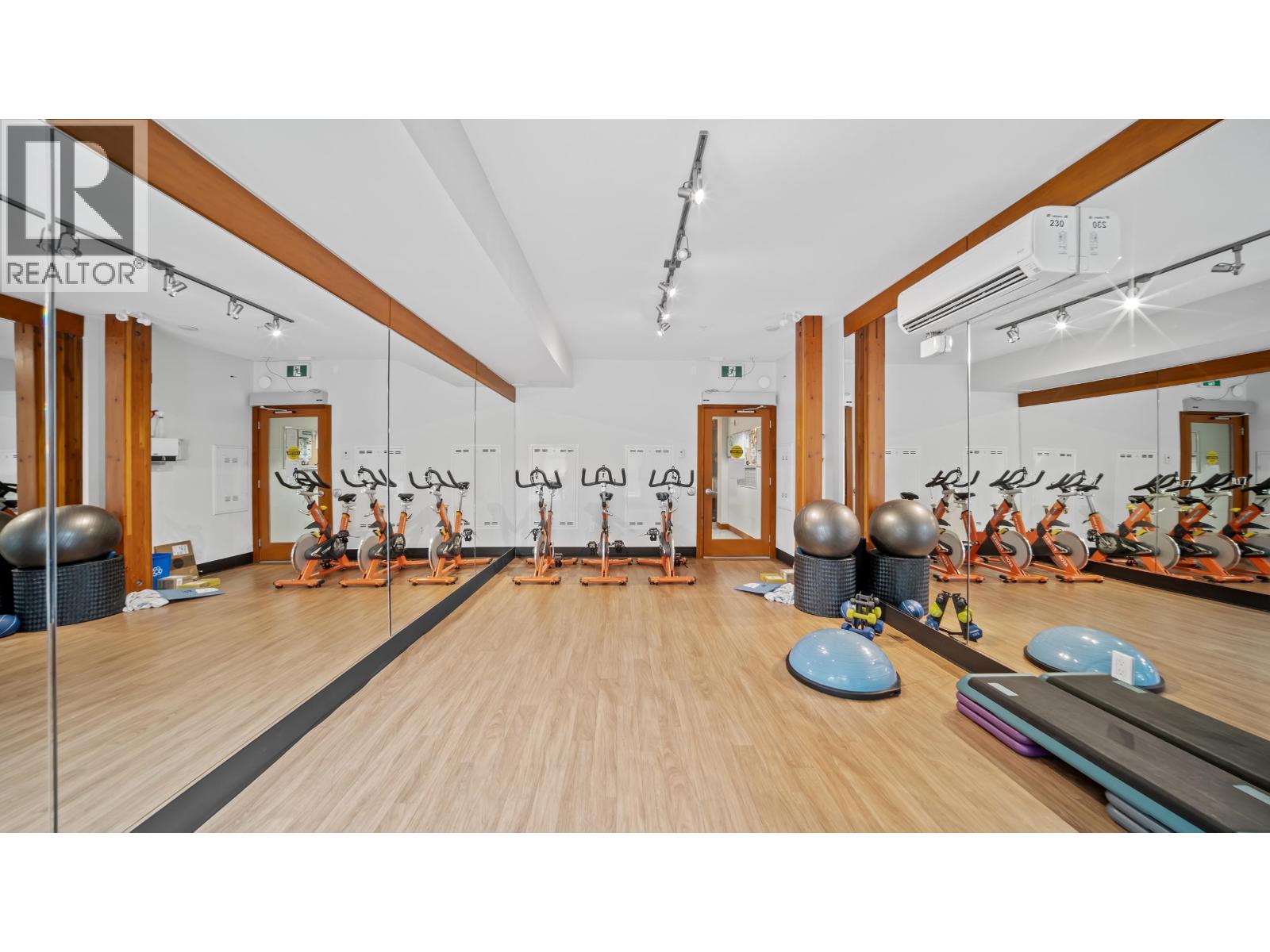 204 719 W 3rd Street, North Vancouver, British Columbia  V7M 0E7 - Photo 26 - R3053641