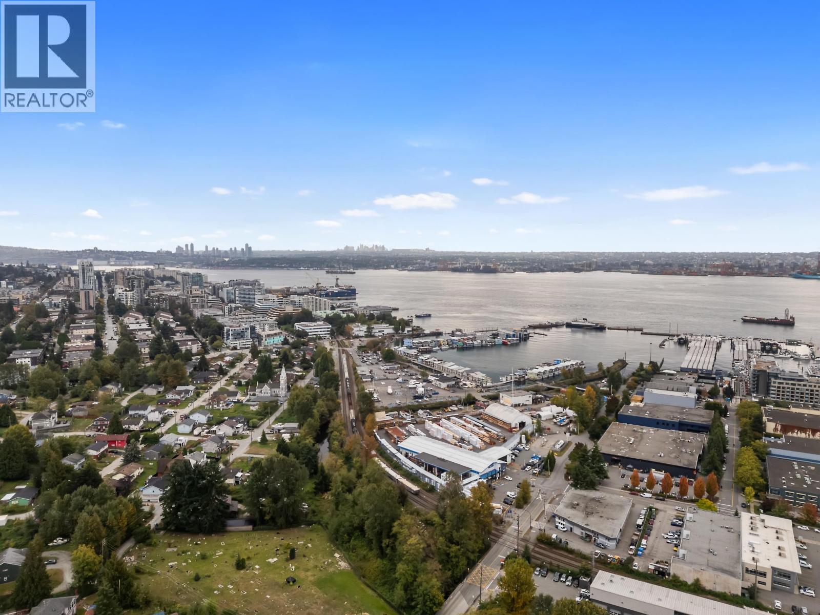 204 719 W 3rd Street, North Vancouver, British Columbia  V7M 0E7 - Photo 32 - R3053641