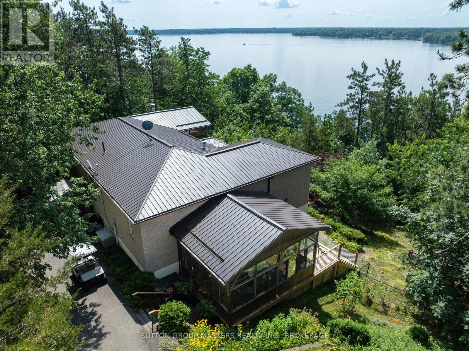 715 NORTH SHORE ROAD, Rideau Lakes, Ontario