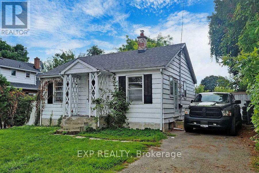 563 Devon Avenue, Oshawa, Ontario  L1H 1R9 - Photo 2 - E12435605