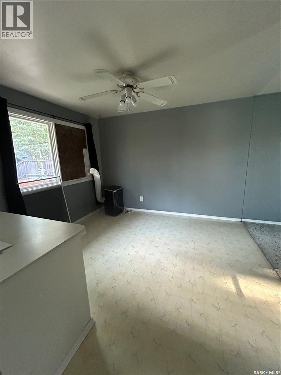 602 Hall Street, Kelvington, Saskatchewan  S0A 1W0 - Photo 11 - SK019697