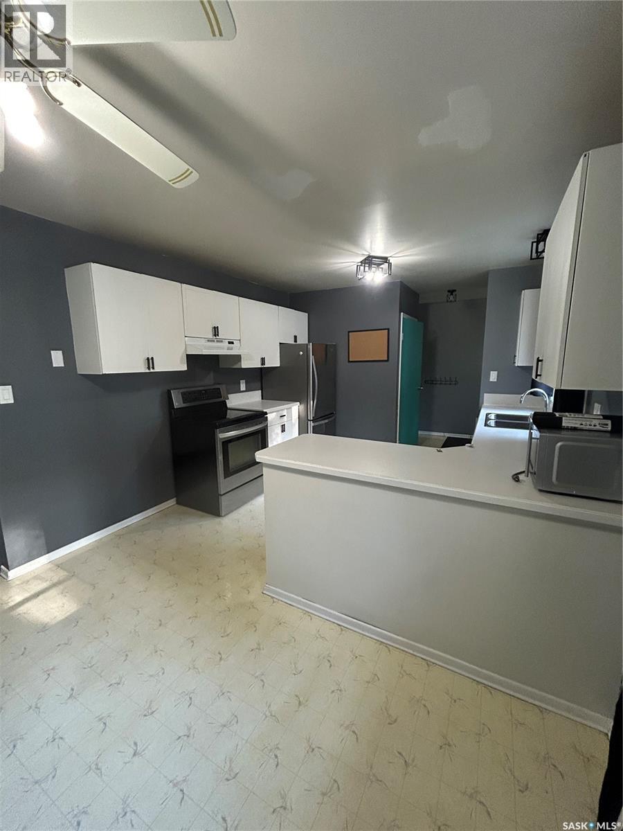 602 Hall Street, Kelvington, Saskatchewan  S0A 1W0 - Photo 14 - SK019697