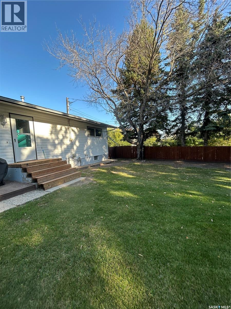 602 Hall Street, Kelvington, Saskatchewan  S0A 1W0 - Photo 42 - SK019697