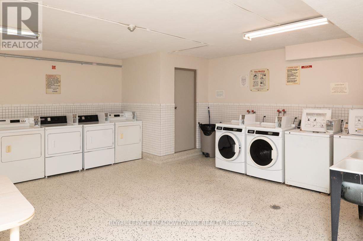209 - 1017 Seneca Avenue, Mississauga, Ontario  L5G 3X5 - Photo 4 - W12435610