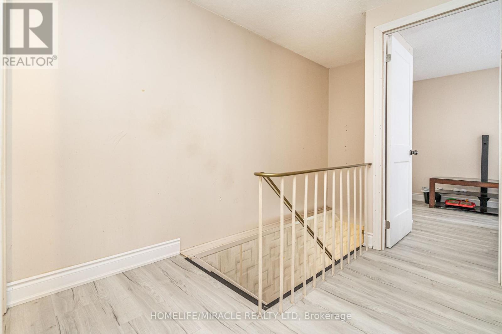 5 Holmcrest Court, Brampton, Ontario  L6S 1R6 - Photo 13 - W12435620