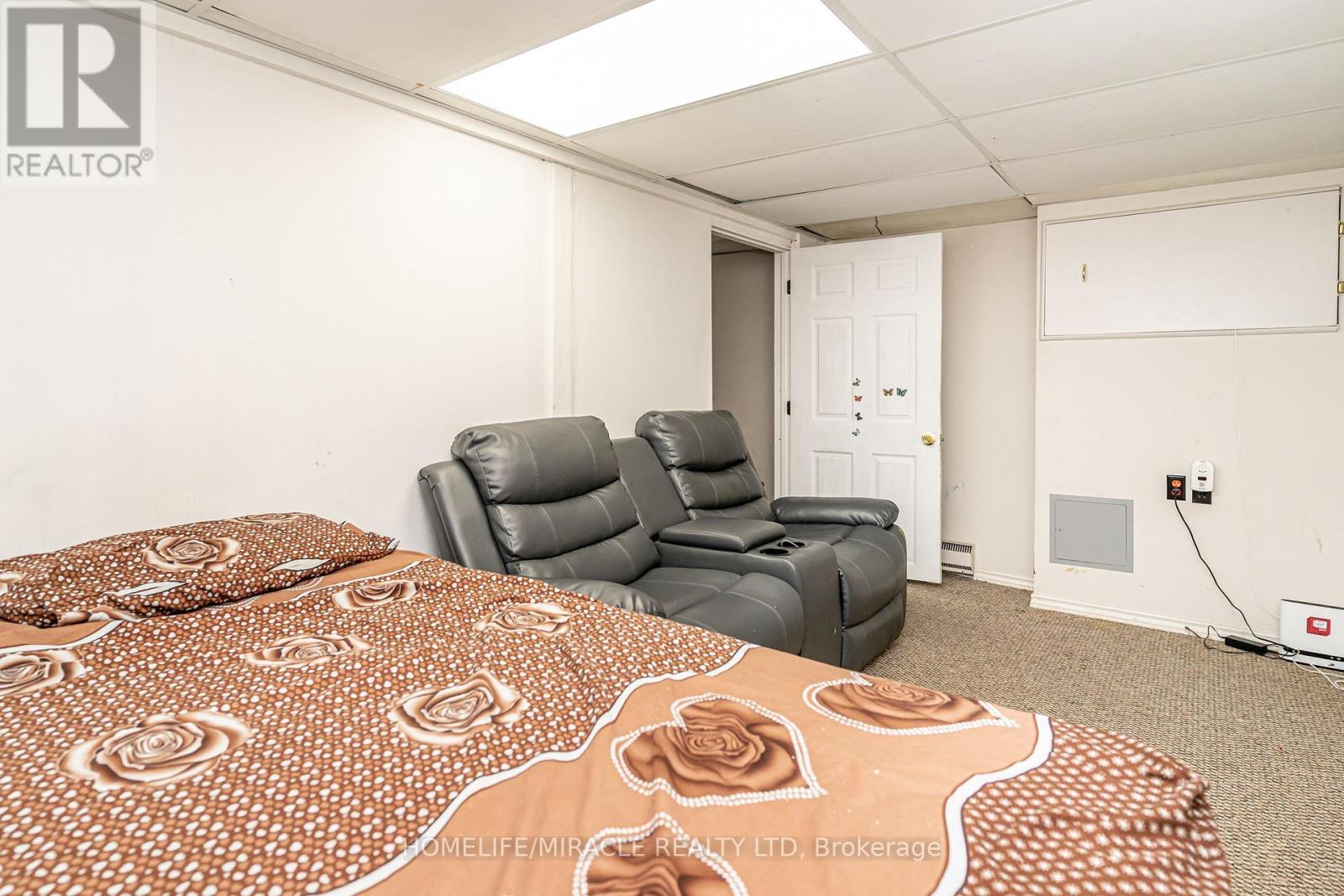 5 Holmcrest Court, Brampton, Ontario  L6S 1R6 - Photo 23 - W12435620