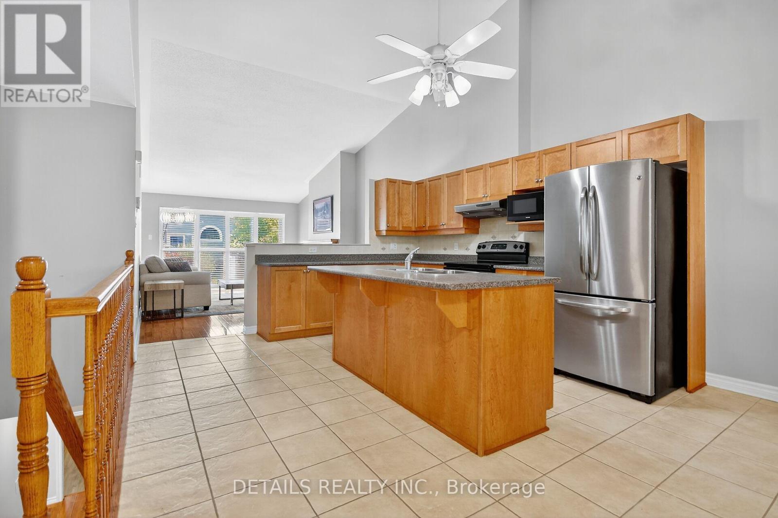 57 Nighthawk Crescent Crescent, Ottawa, Ontario  K2M 2X6 - Photo 3 - X12435642