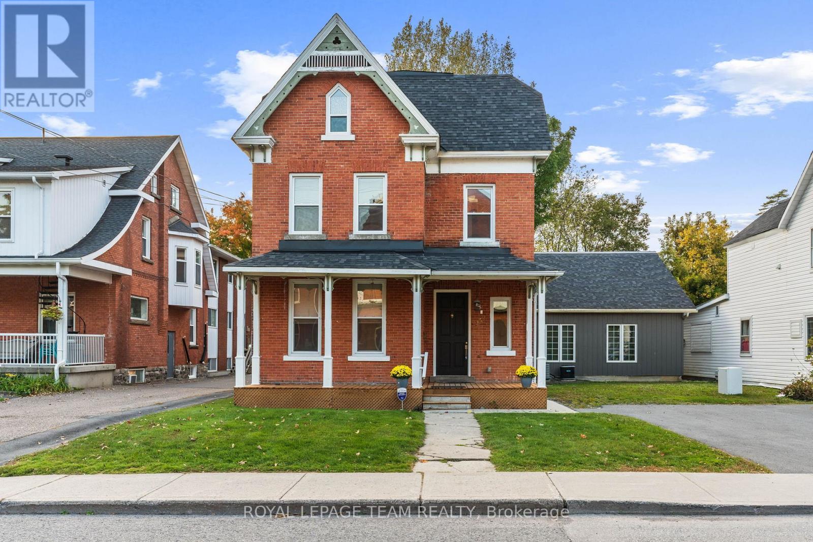 2 - 258 John Street N, Arnprior, Ontario  K7S 2P4 - Photo 1 - X12435653