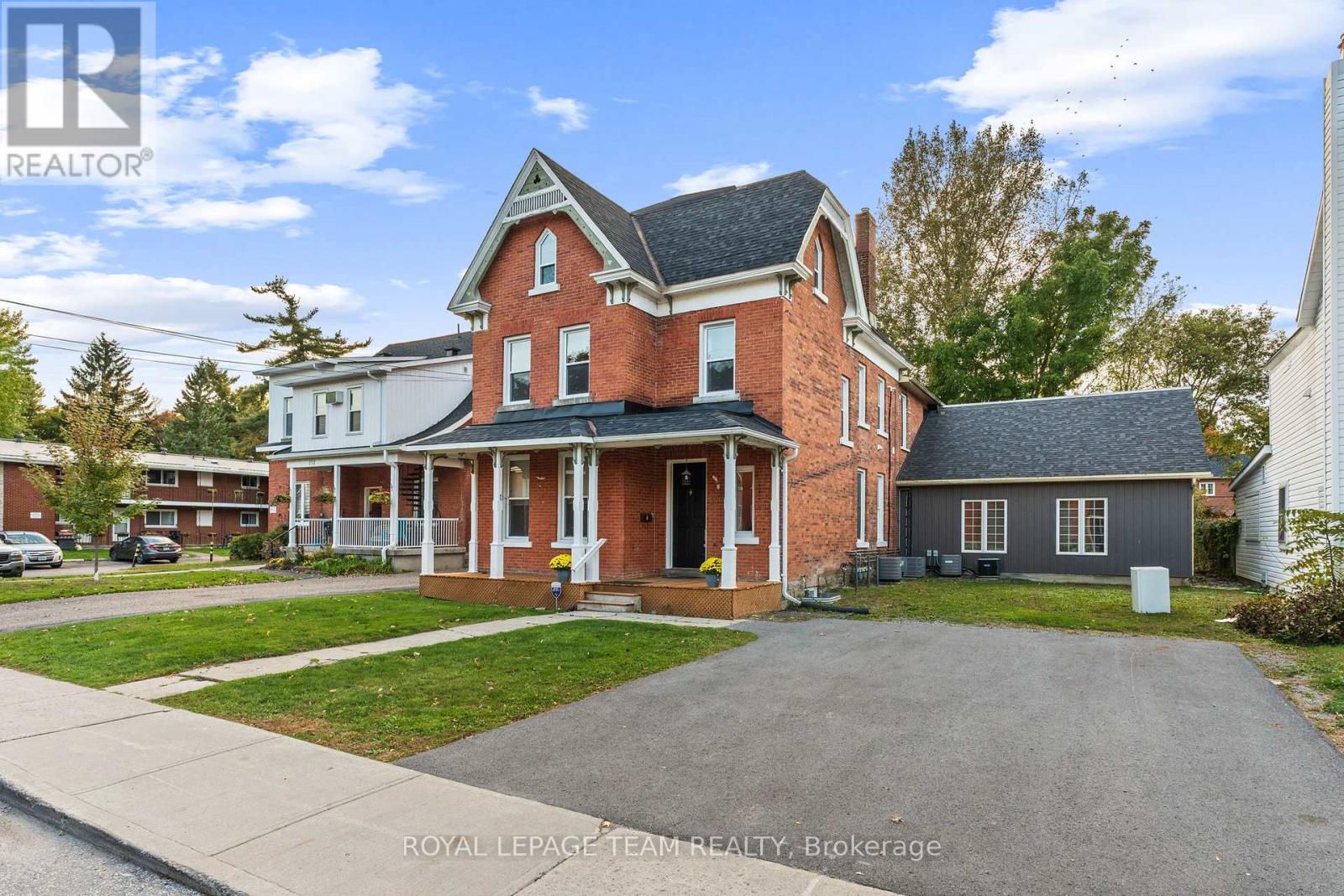 2 - 258 John Street N, Arnprior, Ontario  K7S 2P4 - Photo 2 - X12435653