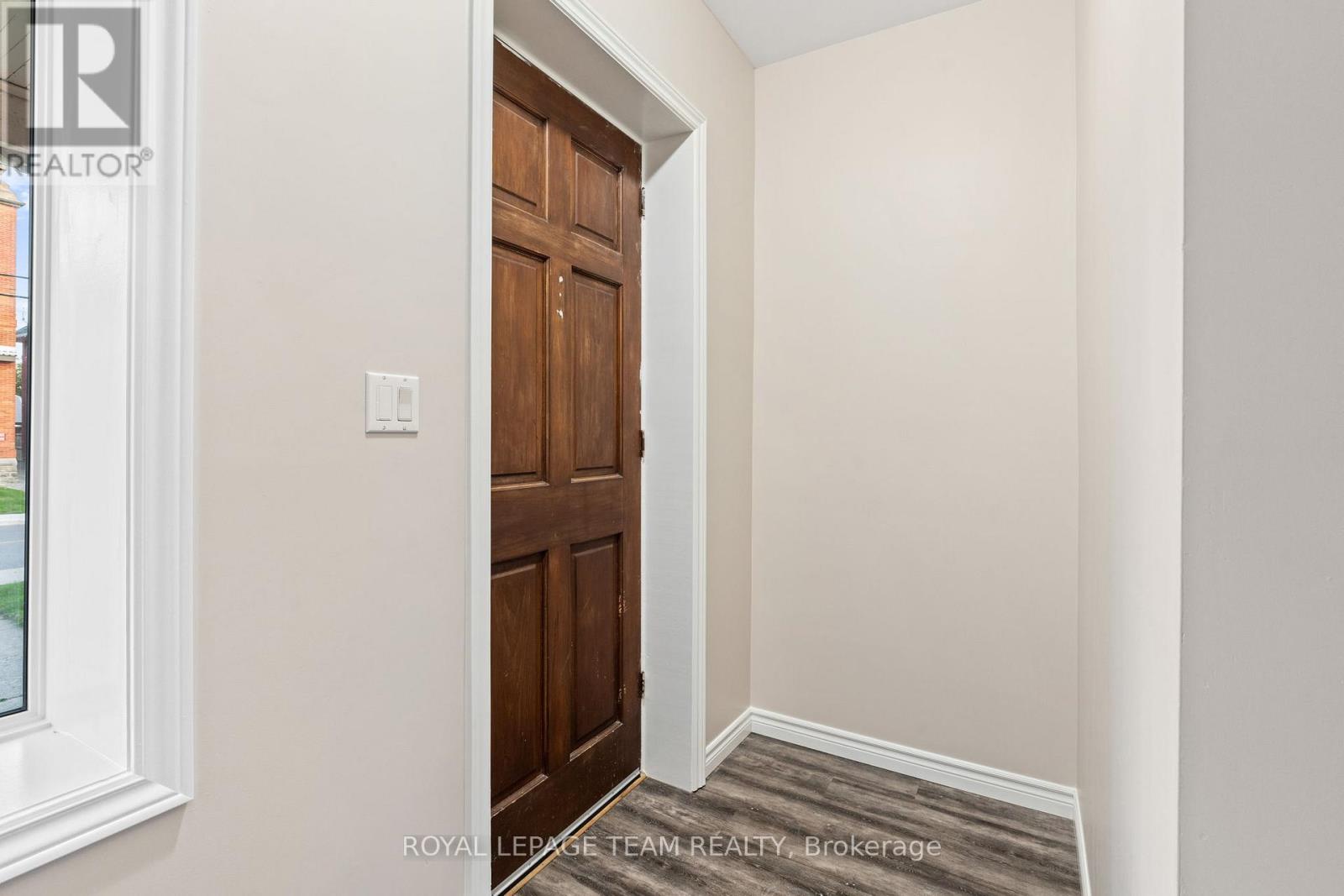 2 - 258 John Street N, Arnprior, Ontario  K7S 2P4 - Photo 6 - X12435653