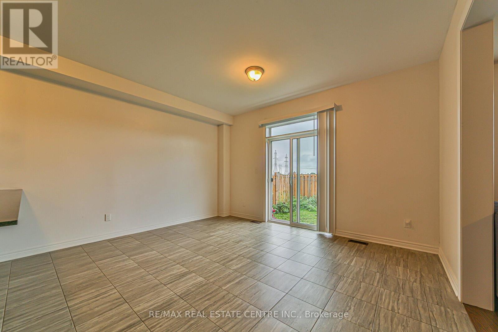 85 Homestead Way, Thorold, Ontario  L2V 0J8 - Photo 15 - X12435609